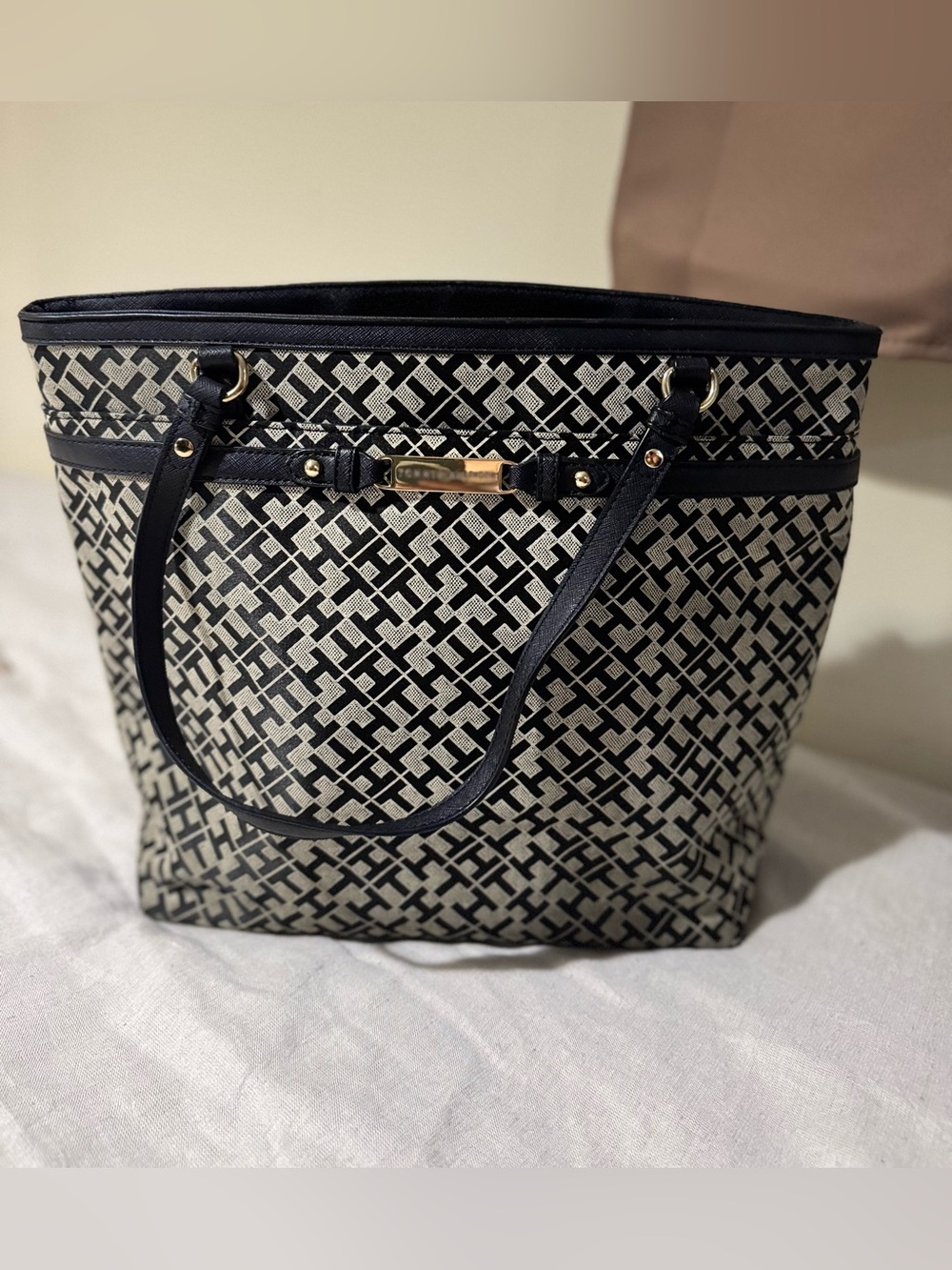 Tommy Hilfiger Black & Cream Logo-Pattern Tote with Gold Plaque